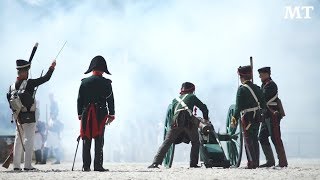 Russian History Enthusiasts Reenact Battle of Borodino [upl. by Malorie938]