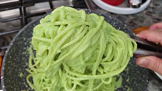 GREEN SPAGHETTI  EASY Mexican Style Green Spaghetti  Spaghetti Verde Recipe [upl. by Crudden462]