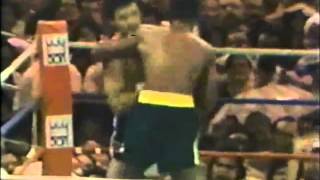 Alexis Arguello vs Alfredo Escalera  The Bloody Battle Of Bayamon [upl. by Hoisch]