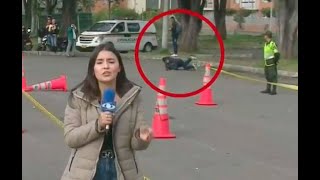 ¡Auch Una mujer se dio tremendo golpe a espaldas de periodista  Noticias Caracol [upl. by Bunns818]