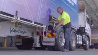 Coupling and decoupling trailers [upl. by Madea]