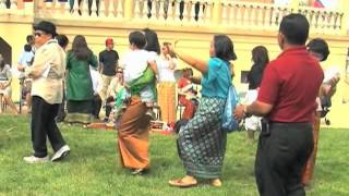 Cambodian Americans Preserve Khmer Culture Cambodia News in Khmer [upl. by Anilec893]